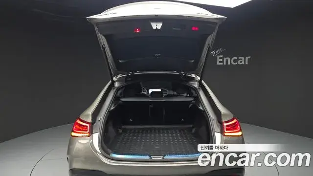 Mercedes-Benz GLE-Class 2023 — Фото 20/20