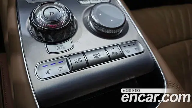 Genesis G90 2023 — Фото 19/20