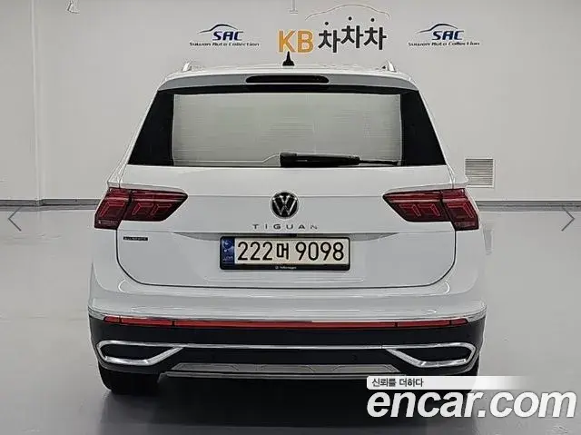 Volkswagen Tiguan Allspace 2023 — Photo 3/3