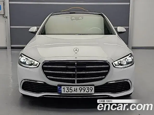 Mercedes-Benz S-Class 2024 — Фото 1/19