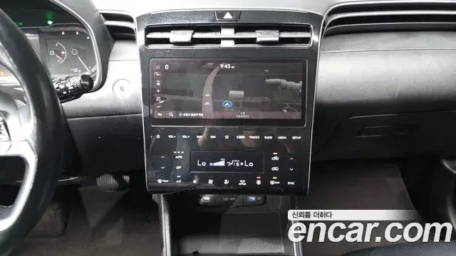 Hyundai The New Tucson 2021 — Фото 13/20