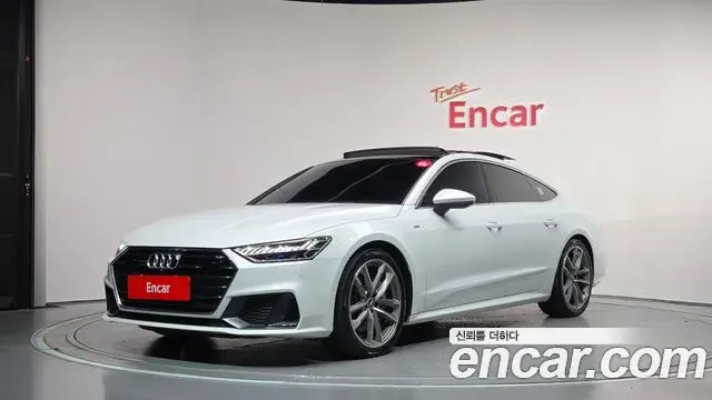 Audi A7 2021 — Фото 1/20