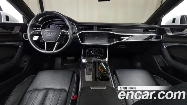 Audi A7 2021 — Фото 7/20