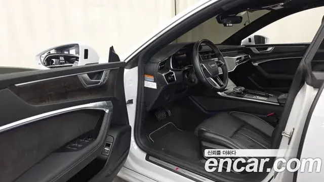 Audi A7 2021 — Фото 10/20