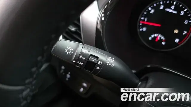 Kia Seltos 2020 — Şəkil 21/31
