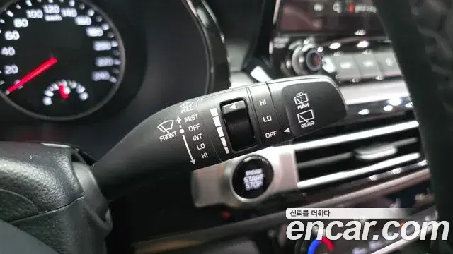 Kia Seltos 2020 — Şəkil 6/31