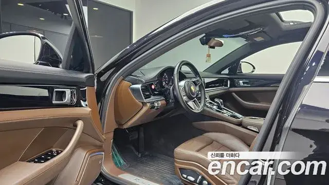 Porsche Panamera 2020 — Фото 10/20