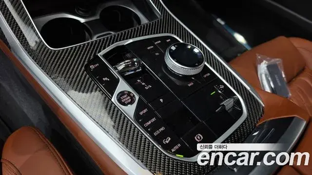BMW X7 2025 — Фото 9/20