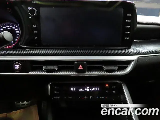 Kia K5 2020 — ფოტო 3/20