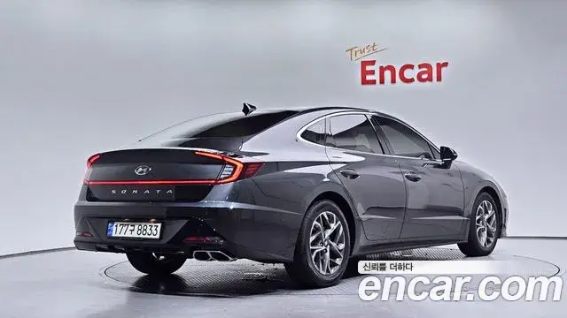 Hyundai Sonata 2021 — Фото 2/20