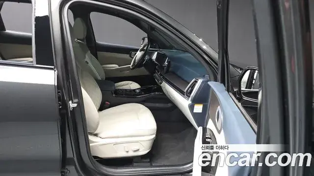 Kia Sorento 2024 — Photo 28/35