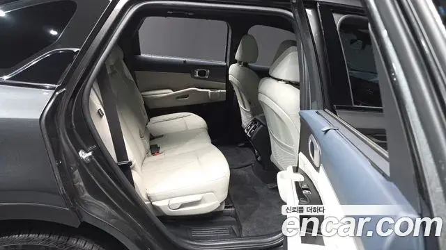 Kia Sorento 2024 — Photo 22/35
