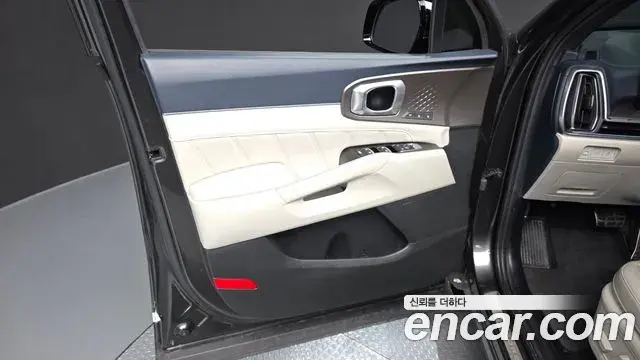 Kia Sorento 2024 — Photo 5/35