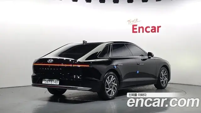 Hyundai Grandeur 2023 — Фото 2/20