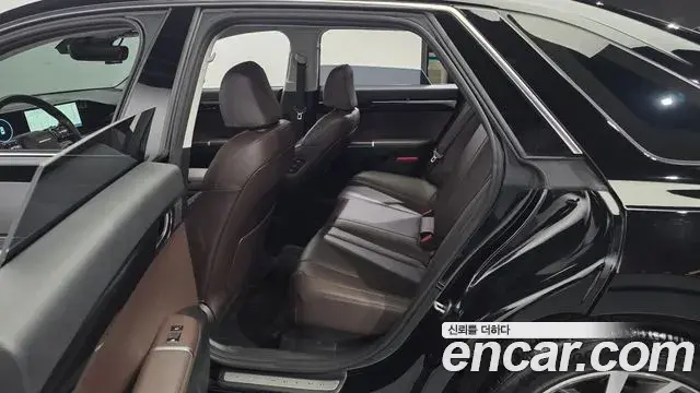 Hyundai Grandeur 2023 — Фото 11/20