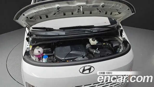 Hyundai Staria 2022 — Şəkil 15/20