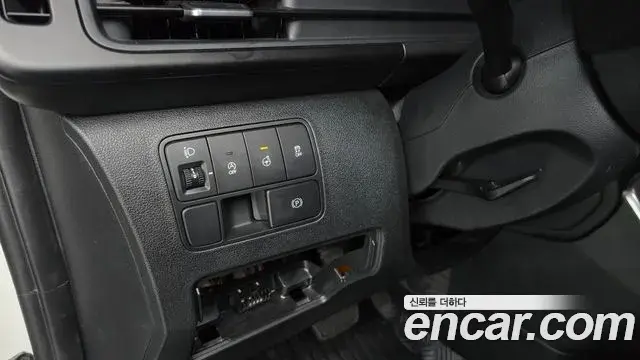 Hyundai Staria 2022 — Şəkil 1/20