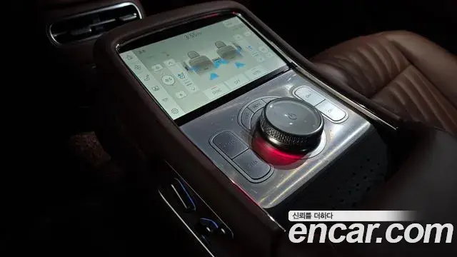 Genesis G90 2023 — Фото 9/20