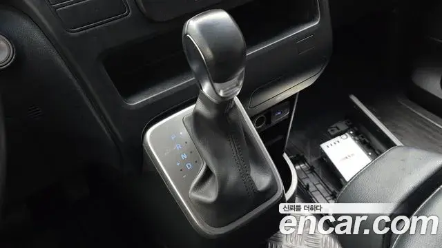 Hyundai Staria 2021 — Фото 9/20