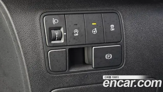 Hyundai Staria 2021 — Фото 14/20