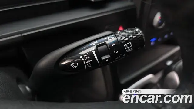 Hyundai Staria 2023 — Фото 19/20