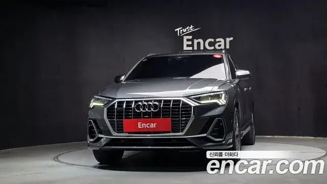 Audi Q3 2022 — Фото 2/20