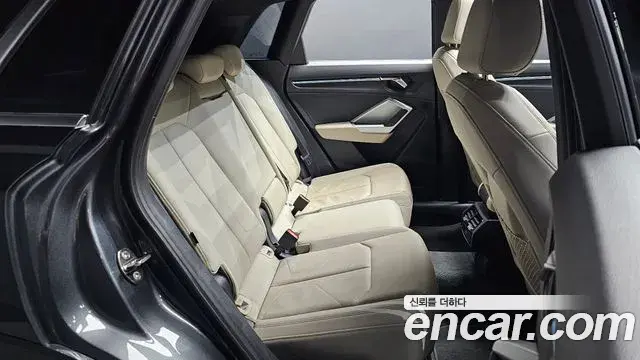 Audi Q3 2022 — Фото 10/20