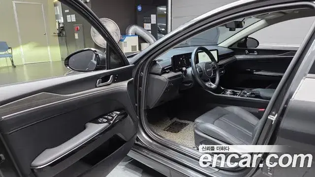 Kia K5 2024 — Photo 15/30