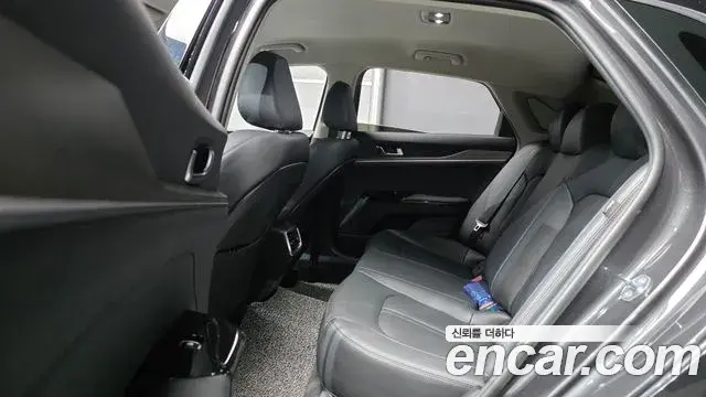 Kia K5 2024 — Photo 7/30