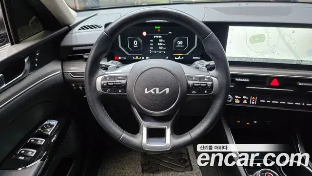 Kia K5 2024 — Photo 3/30