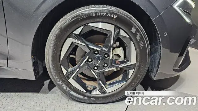 Kia K5 2024 — Photo 17/30