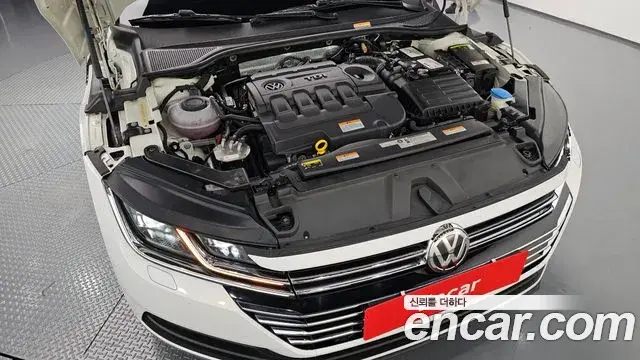 Volkswagen Arteon 2019 — Photo 21/34