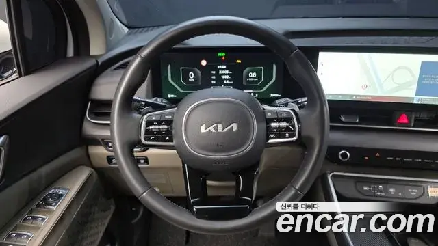 Kia Carnival 2025 — Photo 14/20