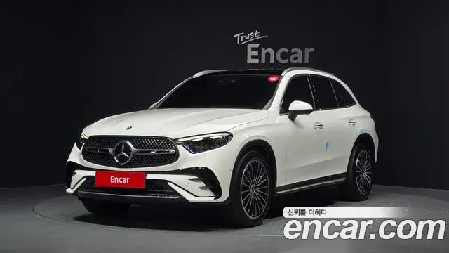 Mercedes-Benz GLC-Class 2024 — Фото 1/20