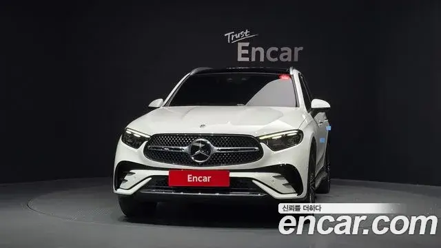 Mercedes-Benz GLC-Class 2024 — Фото 3/20