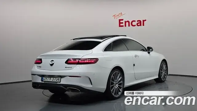 Mercedes-Benz E-Class 2020 — Фото 2/20