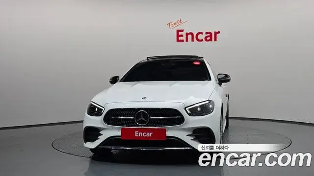 Mercedes-Benz E-Class 2020 — Фото 3/20
