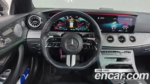 Mercedes-Benz E-Class 2020 — Фото 13/20