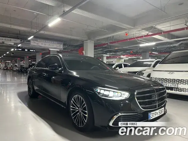 Mercedes-Benz S-Class 2024 — Фото 1/9