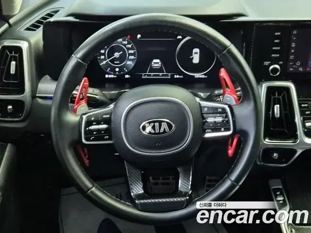 Kia Sorento 2021 — Photo 1/18