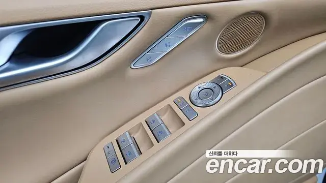 Genesis Electrified G80 2025 — Фото 17/20