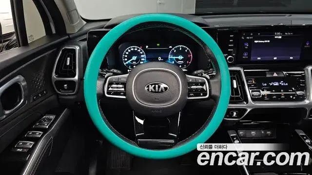 Kia Sorento 2020 — Фото 13/20