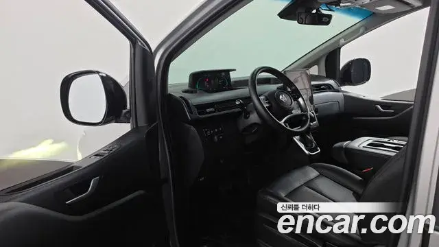Hyundai Staria 2025 — Фото 10/20