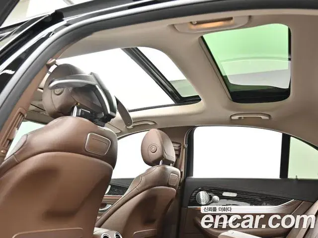 Mercedes-Benz E-Class 2019 — Фото 18/20