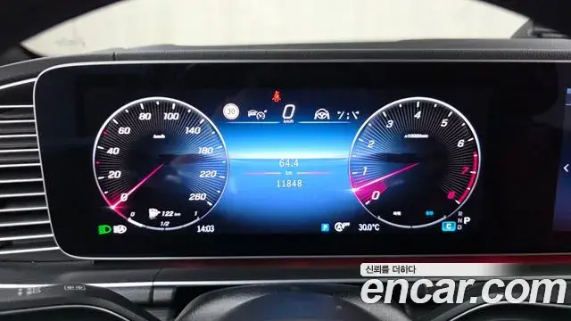 Mercedes-Benz GLE-Class 2025 — Фото 8/20