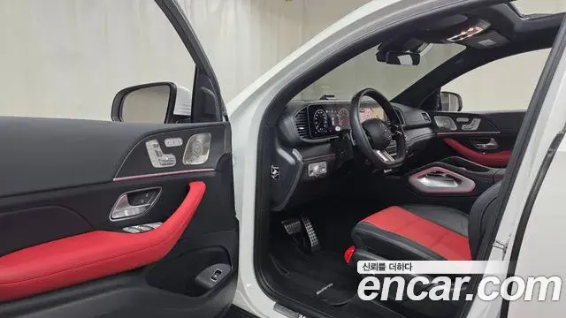 Mercedes-Benz GLE-Class 2025 — Фото 10/20