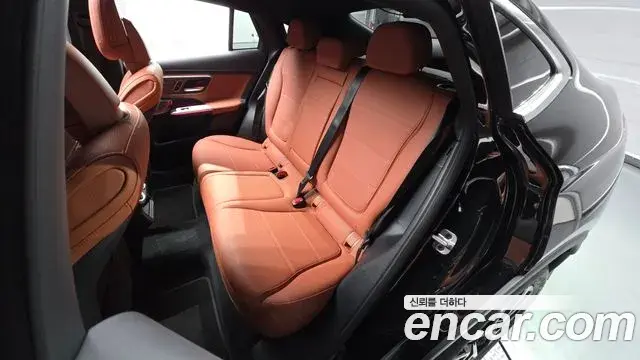 Mercedes-Benz GLC-Class 2026 — ფოტო 7/40