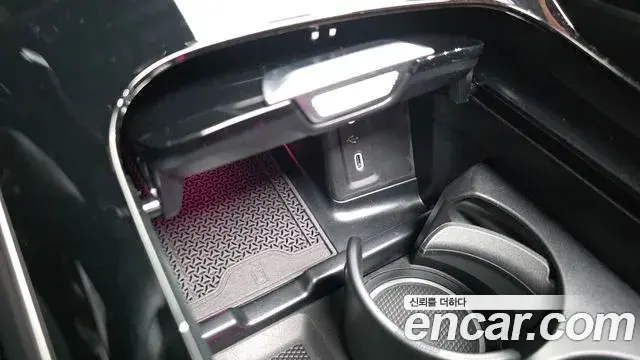 Mercedes-Benz GLC-Class 2026 — ფოტო 38/40