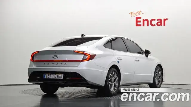 Hyundai Sonata 2022 — Фото 2/20