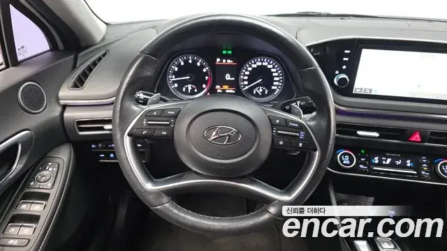 Hyundai Sonata 2022 — Фото 13/20
